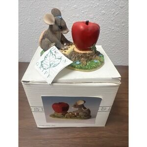 Vintage Charming Tails #89/702 MAXINE GOES ON-LINE‎ on an apple computer 1997